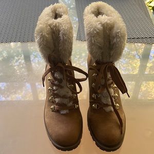 G by Guess Jursy Bootie Ankle Boot with faux fur lined Womens  size 9